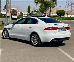 جاكوار XE